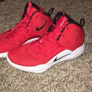 Hyperdunk 2018 Nike basketball men’s 9.5 women 11
